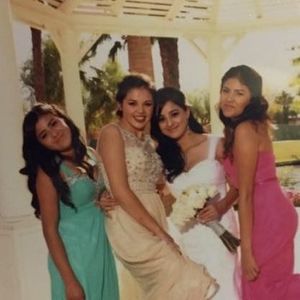 Meet your Posher, Leonor